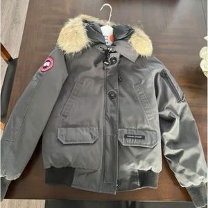 GREY CANADA GOOSE WINTER JACKET